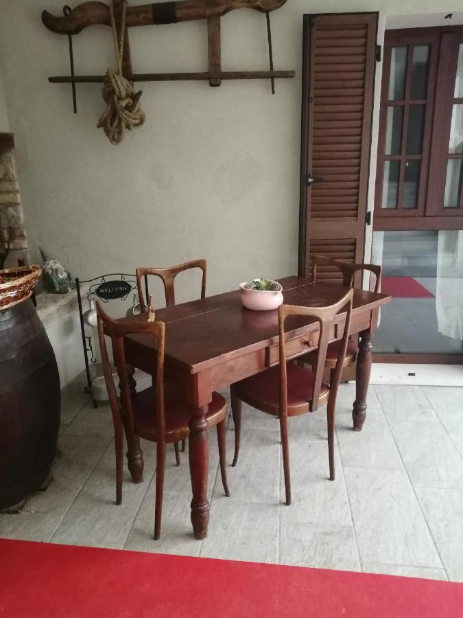 Agriturismo Corte Fontana App. Barbara Salò Eksteriør bilde